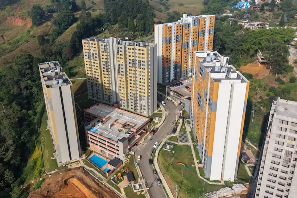 Mi Casa Antioquia Ya beneficia a 2 mil familias en el Valle de Aburrá